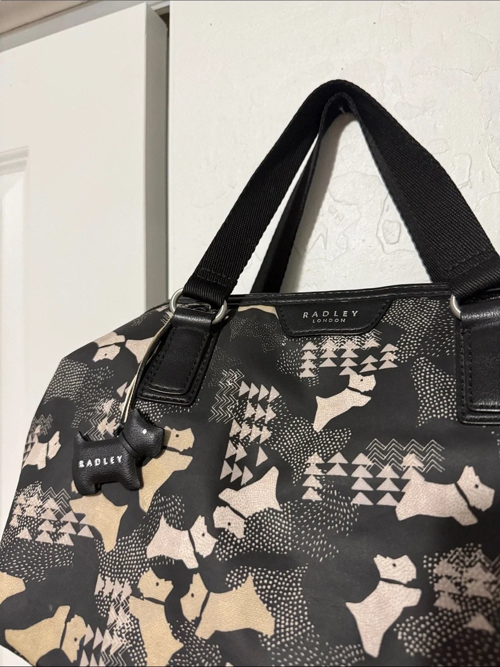 RADLEY LONDON Black and Beige Patterned Bag Purse